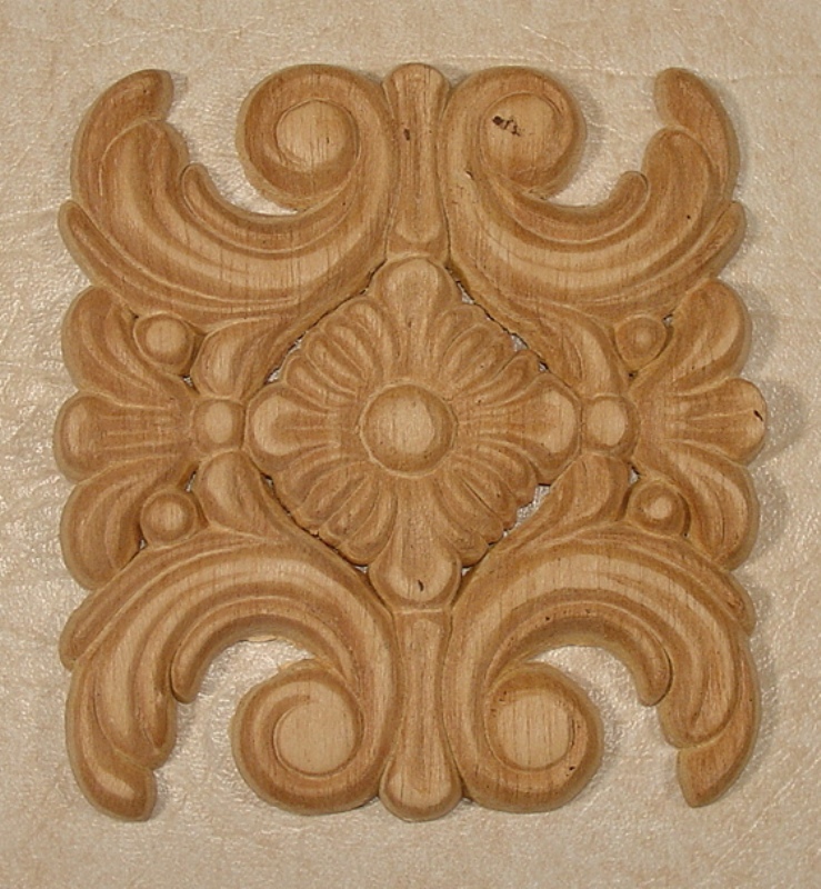 WOOD EMBOSSED APPLIQUE 8"H X 8"W      HQ002 